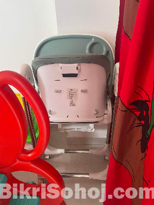 Feeding chair